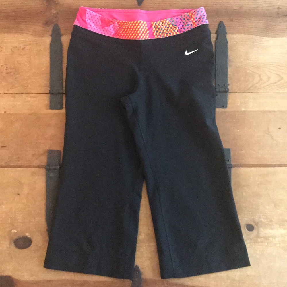 Nike Womens Black Workout/ Yoga Pants - Picture 3 of 6